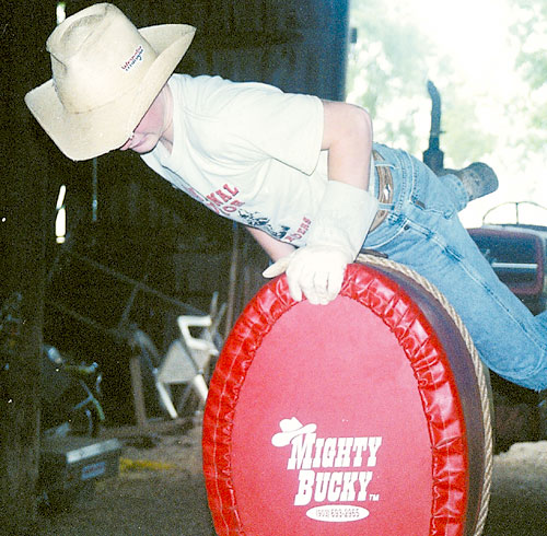 Skeeter and the bull | News, Sports, Jobs - The Mirror